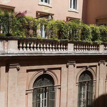 Domus Del Corso Spagna Affittacamere *