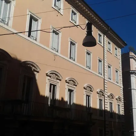 Domus Del Corso Spagna Affittacamere Roma