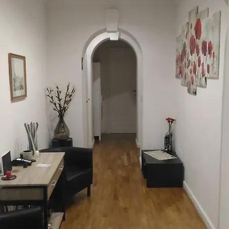 Guest house Domus Del Corso Spagna Rome